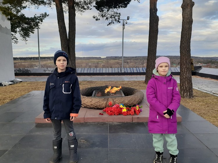 Мемориал Братское кладбище